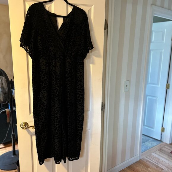 NWT Anthropologie Greylin Cerise Burnout Velvet Jumpsuit - Picture 7 of 10